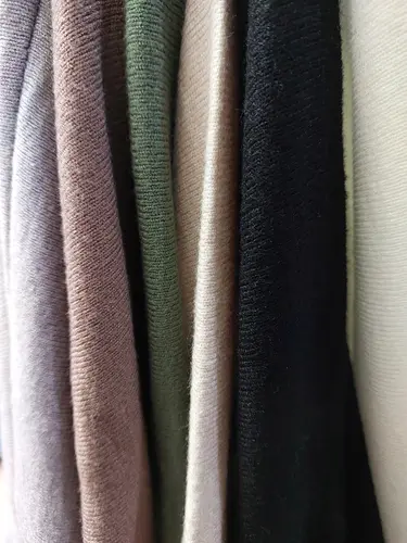 סריג צבעוני