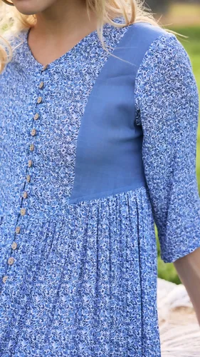 שמלת פרח כחול