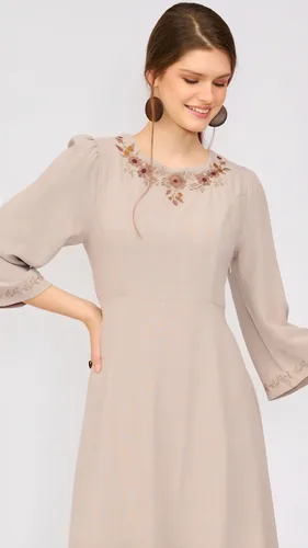 שמלת תקומה אבן