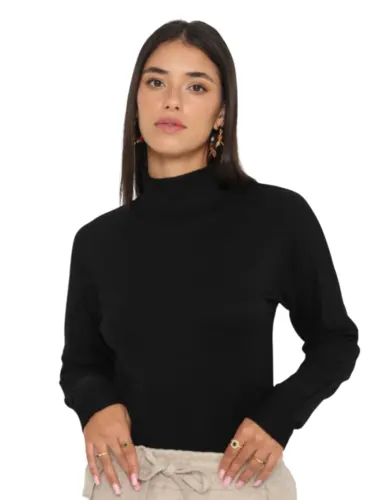 חולצת בייסיק חצי גולף