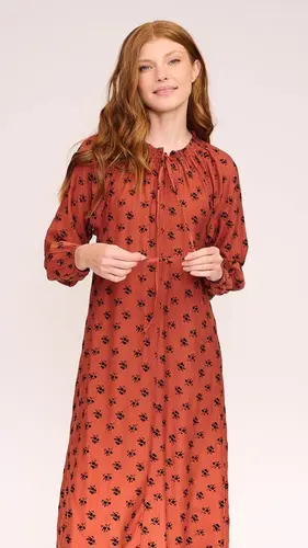 שמלת מדבר חמרה