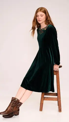 שמלת נחלה ירוק