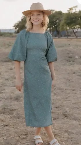 שמלת אגם ירוק