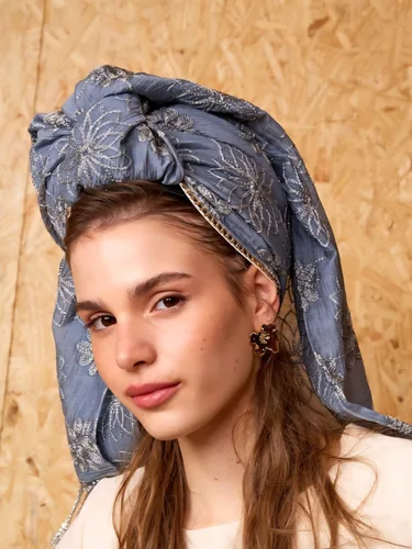 צעיף שמש כחולה