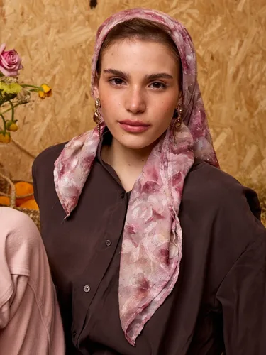 בנדנה מעוצבת בזלת