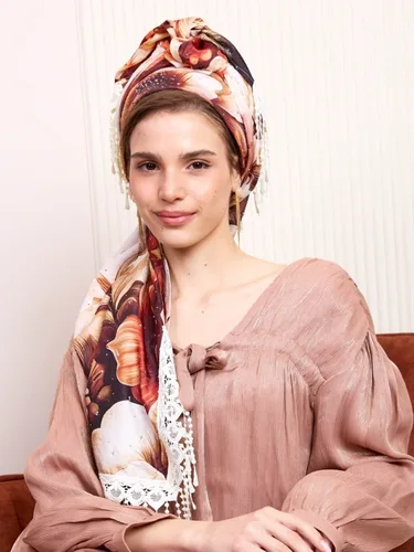 מטפחת ניטים דבורה