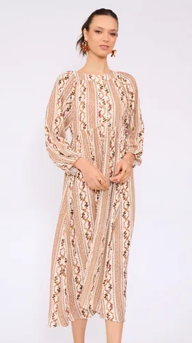 שמלת שושנה שמנת